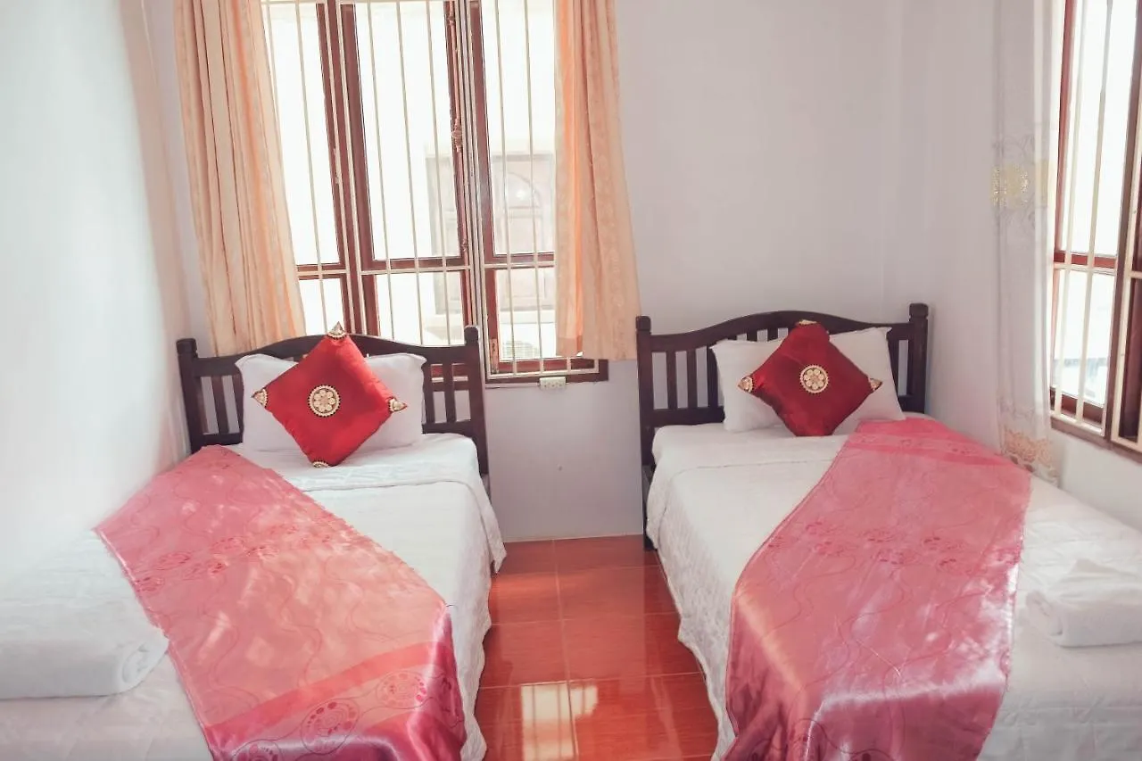 Bed & Breakfast Tom Tam Guesthouse Luang Prabang